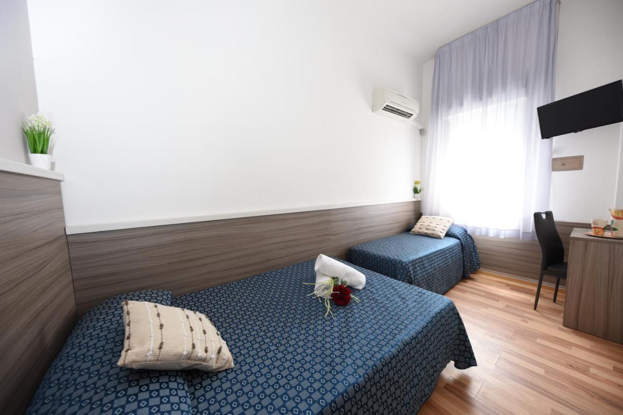 Miramare Inn Hotel Marotta Bagian luar foto